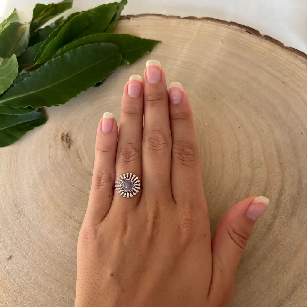 Bague ajustable Fleur avec Pierre Naturelle - Améthyste