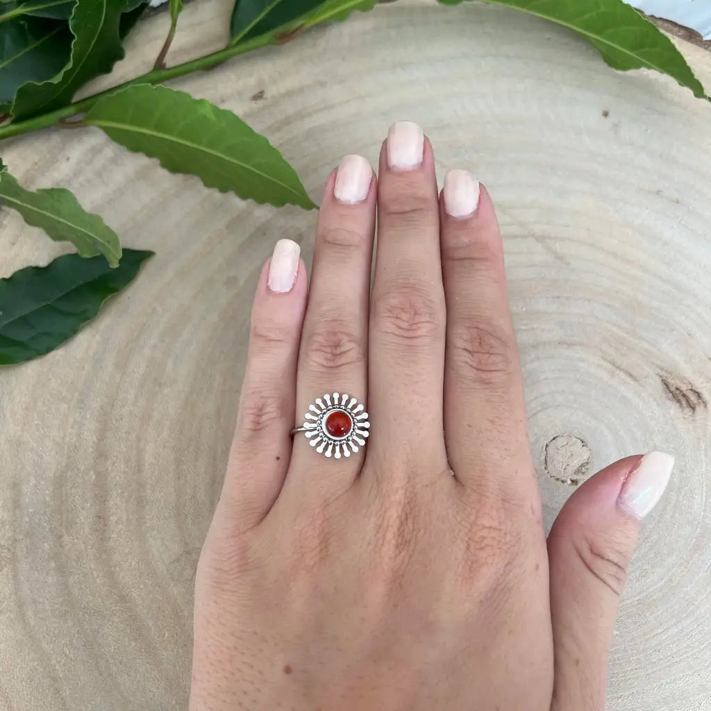 Bague ajustable Fleur avec Pierre Naturelle - Cornaline