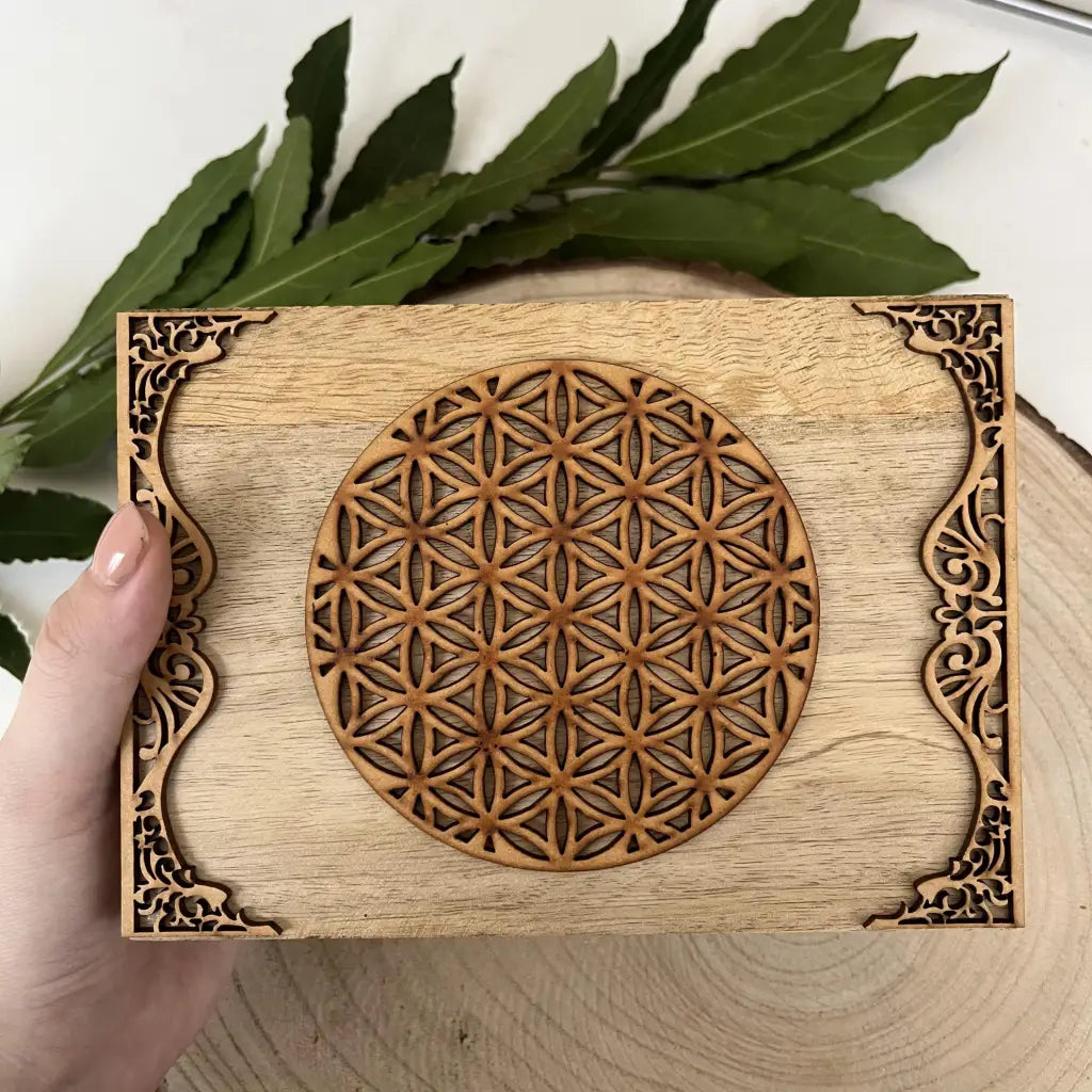 Boîte en Bois Unique avec Fleur de Vie - boite en bois