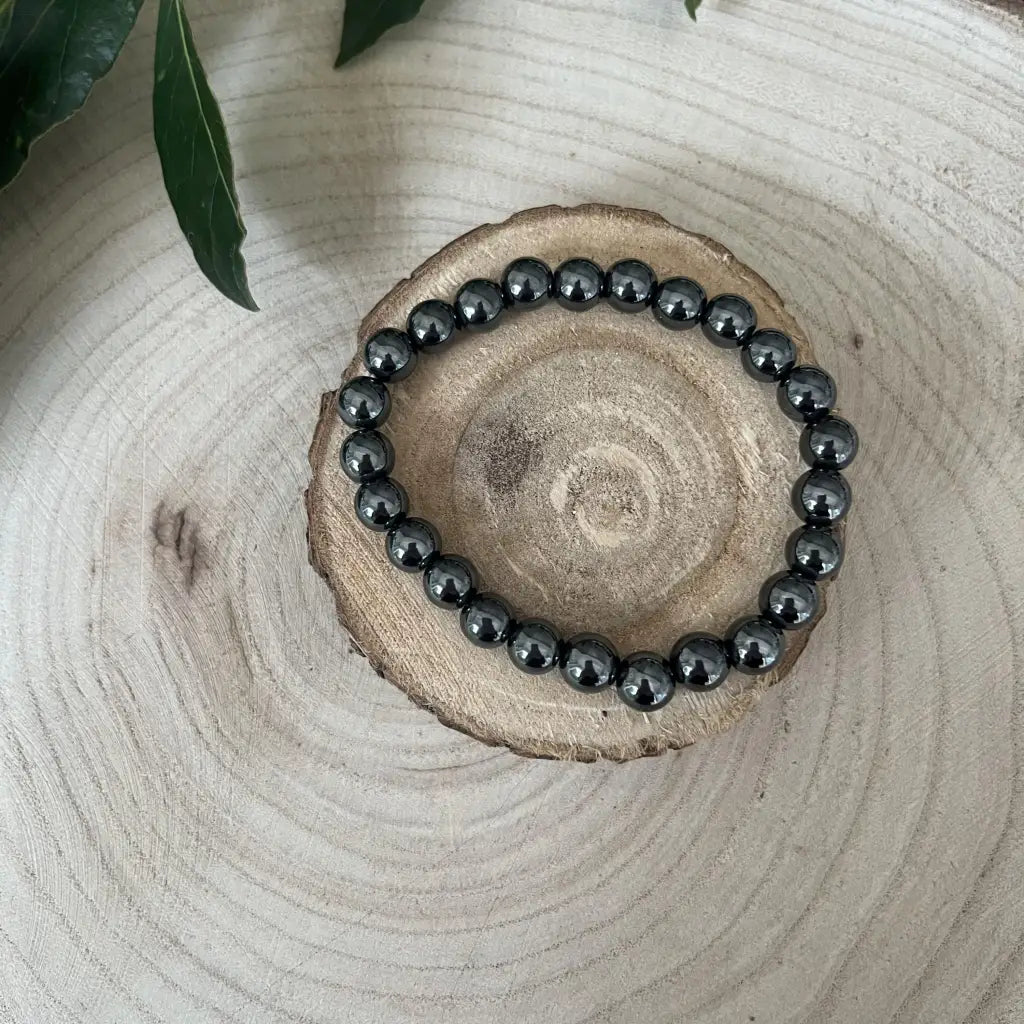 Bracelet Hématite: Le Secret d’une Énergie Équilibrée -