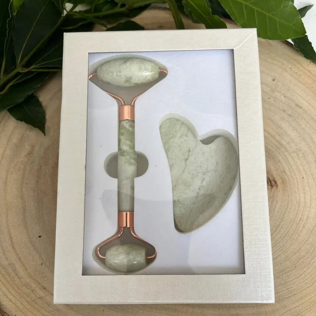 Gua Sha et Rouleau en Jade pour un Teint Rayonnant - Gua